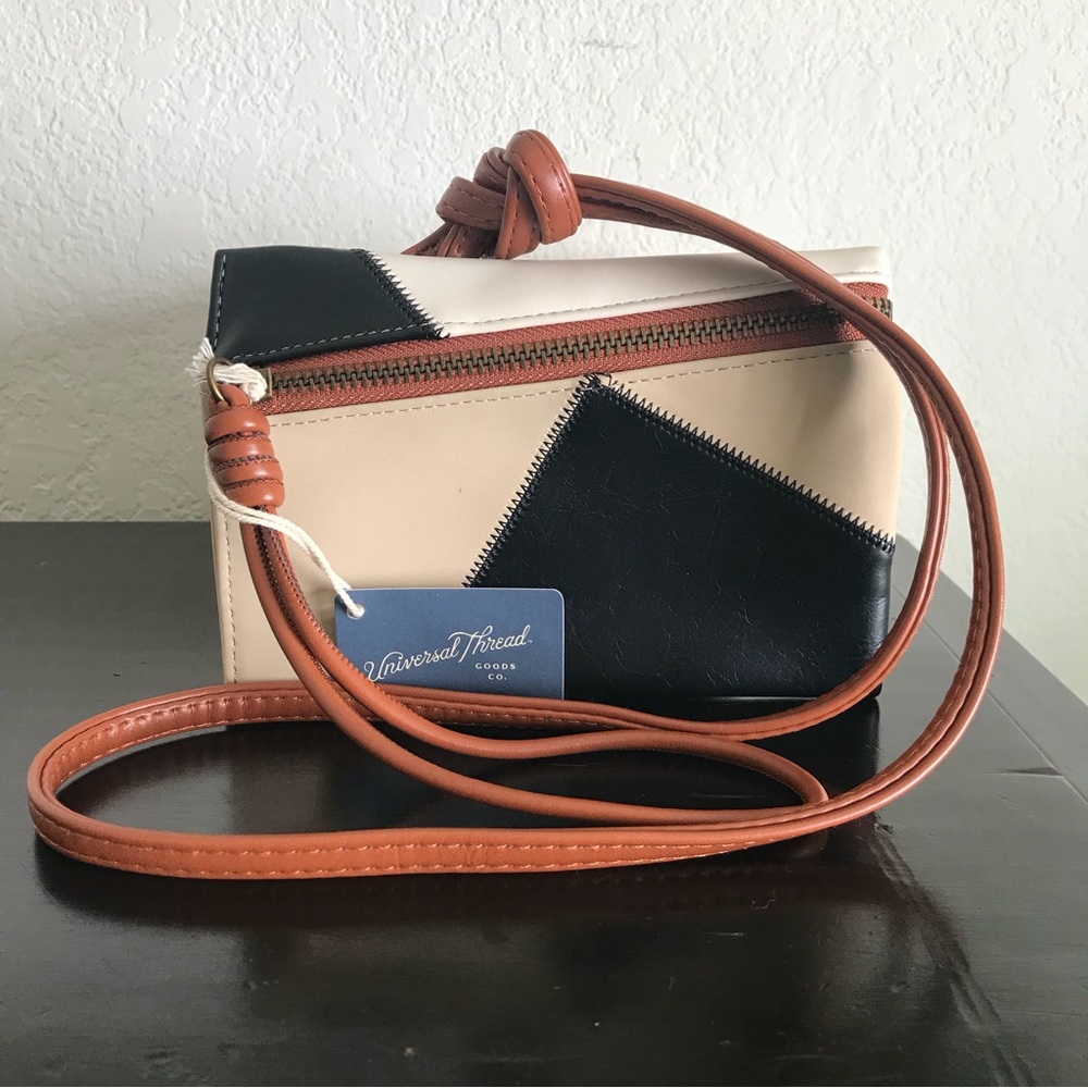 Universal Thread Crossbody/Wristlet